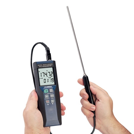 Precision RTD Handheld Data Logger Thermometer